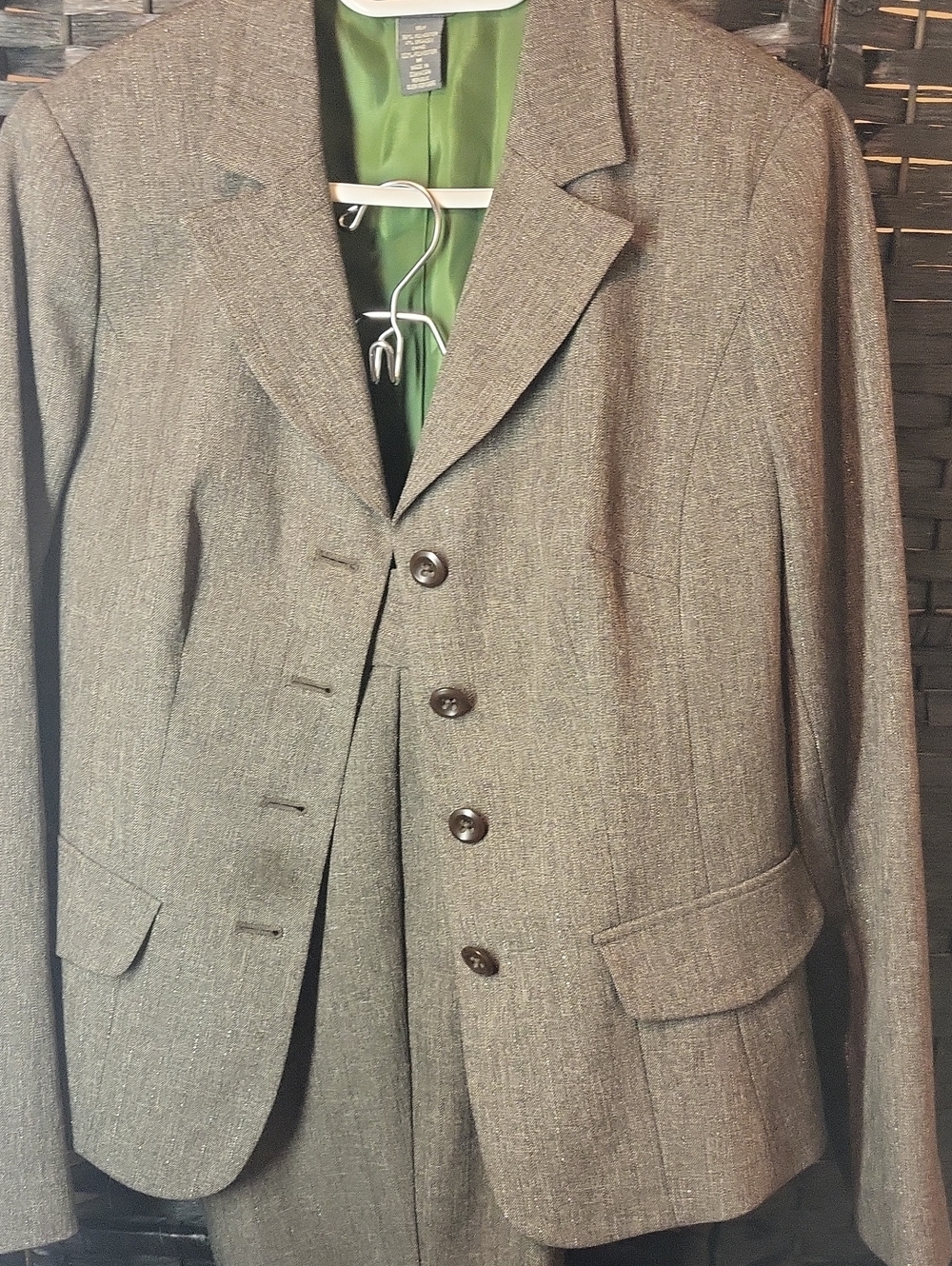 Van Heusen Womans 6 R Olive Tweed Sport Coat with Green Lining 2 Piece Suit